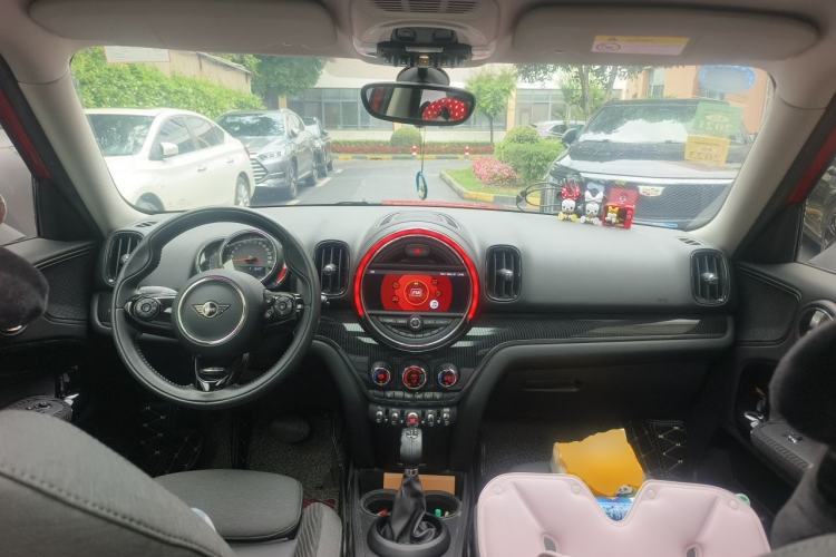 Used MINI Countryman 2018 1.5T COOPER Artist Center Console