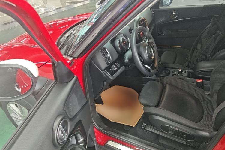 Used MINI Countryman 2018 1.5T COOPER Artist Driver Seat