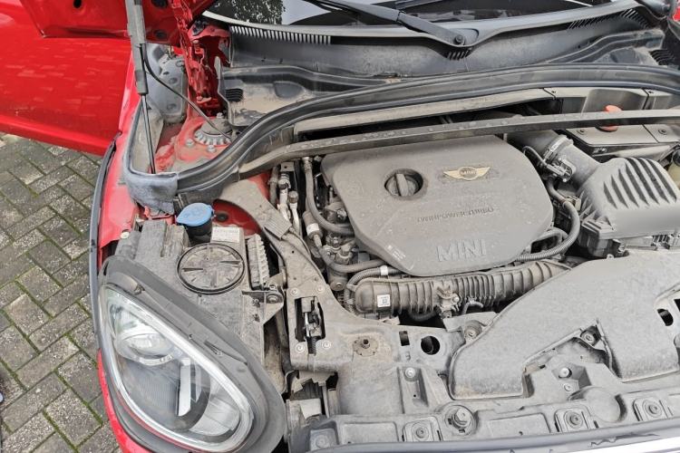 Used MINI Countryman 2018 2.0T COOPER S ALL4 Racing Driver Engine Bay Right