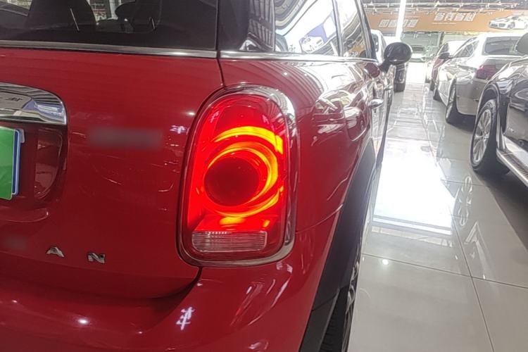 Used MINI Countryman 2018 1.5T COOPER ALL4 Artist Exterior 3