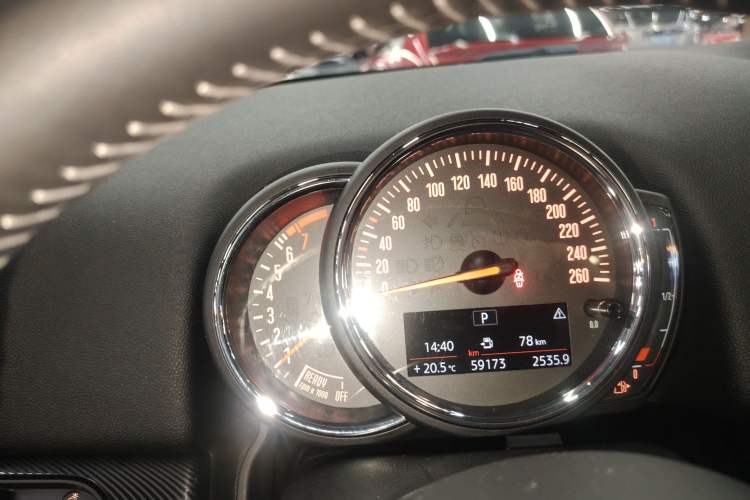 Used MINI Countryman 2018 1.5T COOPER Artist Instrument Cluster