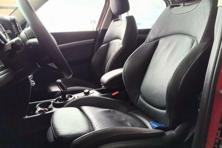 Used MINI Countryman 2018 1.5T COOPER ALL4 Artist Left Front Seat