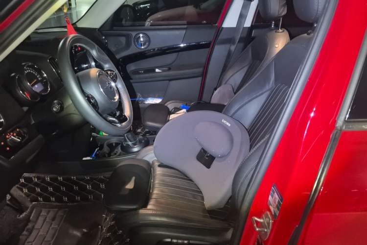 Used MINI Countryman 2018 2.0T COOPER S ALL4 Artist Left Front Seat
