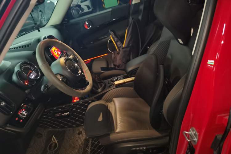 Used MINI Countryman 2018 2.0T COOPER S ALL4 Classic Edition Left Front Seat