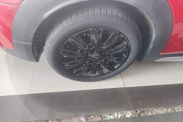Used MINI Countryman 2018 1.5T COOPER ALL4 Artist Left Front Wheel Hub