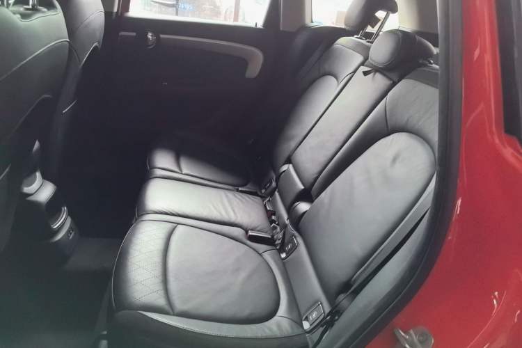Used MINI Countryman 2018 1.5T COOPER ALL4 Artist Left Rear Seat