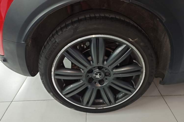 Used MINI Countryman 2018 2.0T COOPER S ALL4 Artist Right Rear Wheel Hub