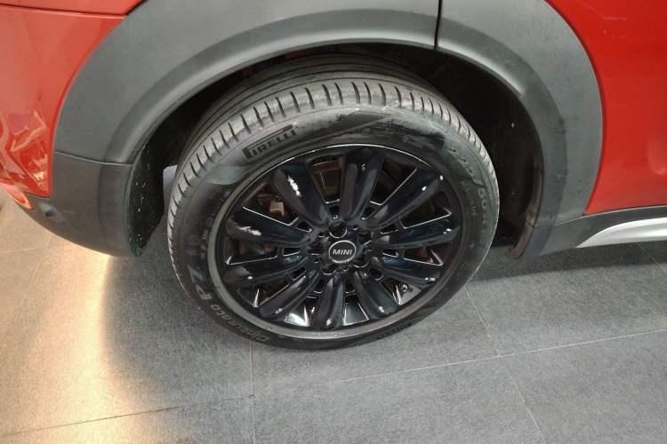 Used MINI Countryman 2018 1.5T COOPER Artist Right Rear Wheel Hub