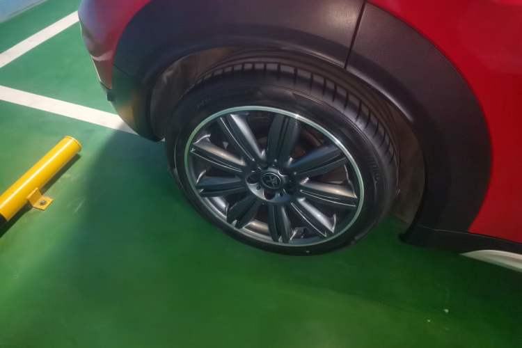 Used MINI Countryman 2018 2.0T COOPER S ALL4 Artist Right Rear Wheel Hub