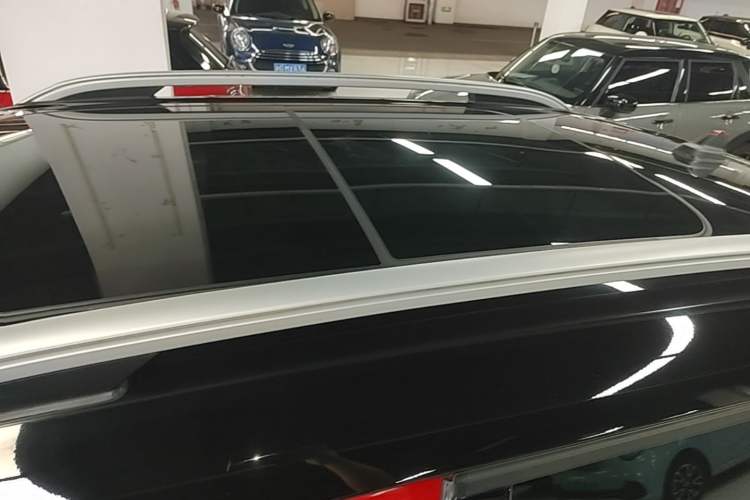 Used MINI Countryman 2018 1.5T COOPER ALL4 Artist Roof