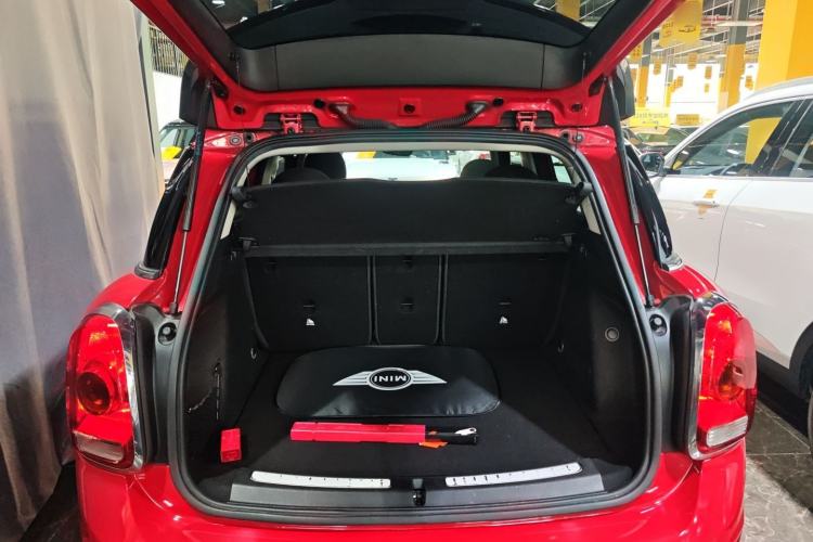 Used MINI Countryman 2018 1.5T COOPER Artist Trunk
