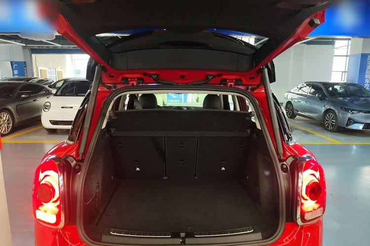 Used MINI Countryman 2018 1.5T COOPER ALL4 Artist Trunk