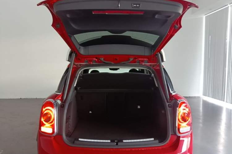 Used MINI Countryman 2018 1.5T COOPER Special Edition Trunk