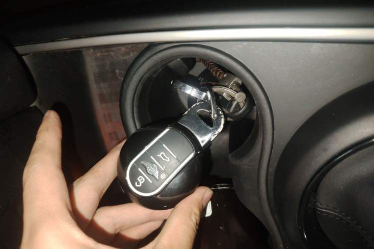 Used MINI Countryman 2018 1.5T COOPER Artist Vehicle Key
