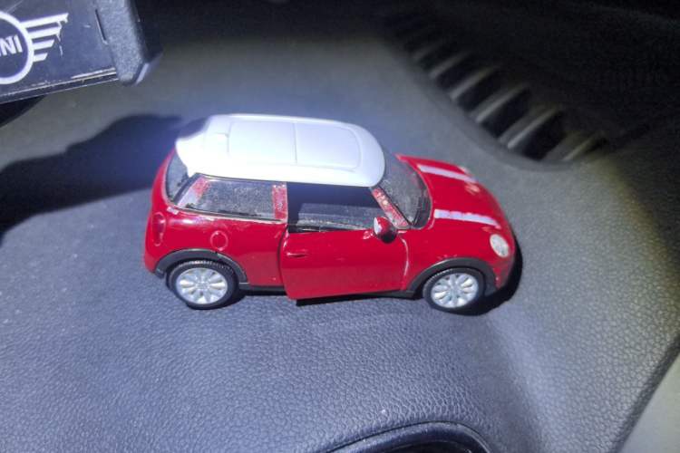 Used MINI Countryman 2018 2.0T COOPER S ALL4 Artist Vehicle Key
