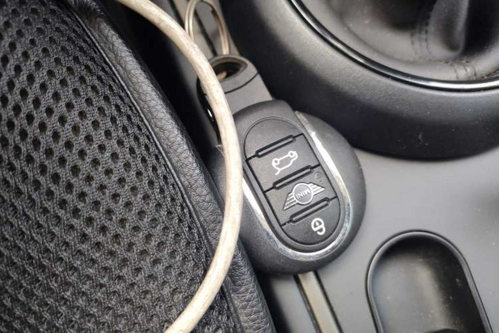 Used MINI Countryman 2018 1.5T COOPER Special Edition Vehicle Key