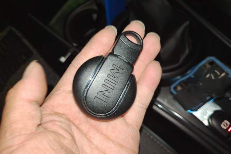 Used MINI Countryman 2018 1.5T COOPER Artist Vehicle Key