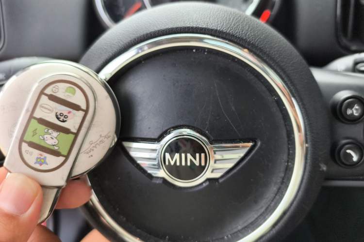 Used MINI Countryman 2018 1.5T COOPER ALL4 Classic Edition Vehicle Key