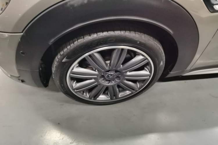 Used MINI Countryman 2018 2.0T COOPER S ALL4 Artist Left Front Wheel Hub