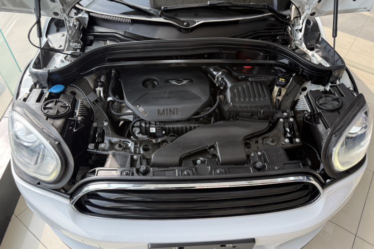Used MINI Countryman 2018 1.5T COOPER ALL4 Classic Edition Engine Bay