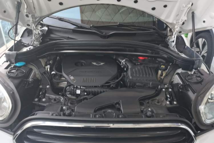 Used MINI Countryman 2018 1.5T COOPER ALL4 Classic Edition Engine Bay