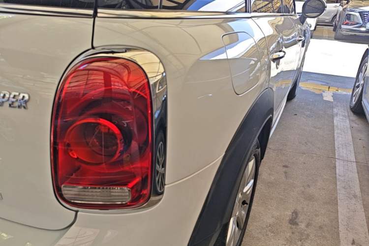 Used MINI Countryman 2018 1.5T COOPER Special Edition Exterior 1