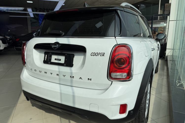 Used MINI Countryman 2018 1.5T COOPER ALL4 Classic Edition Exterior 3