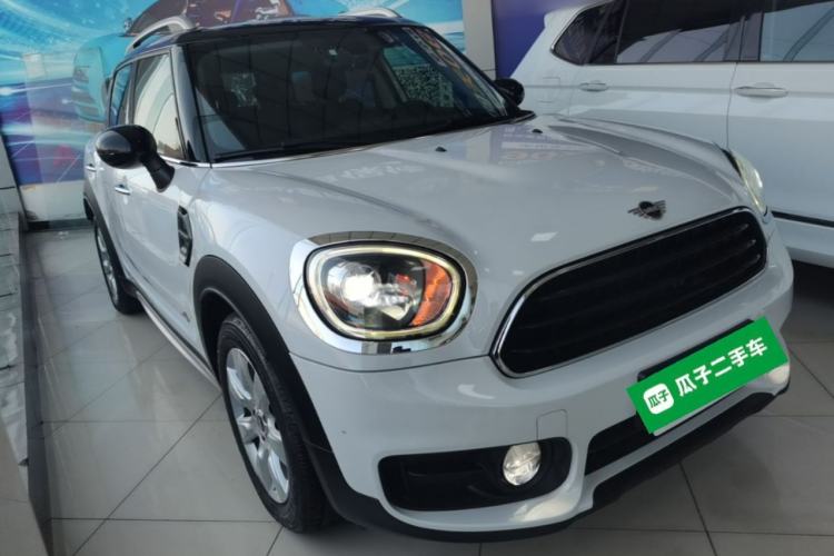 Used MINI Countryman 2018 1.5T COOPER ALL4 Classic Edition Front Right 45 Deg