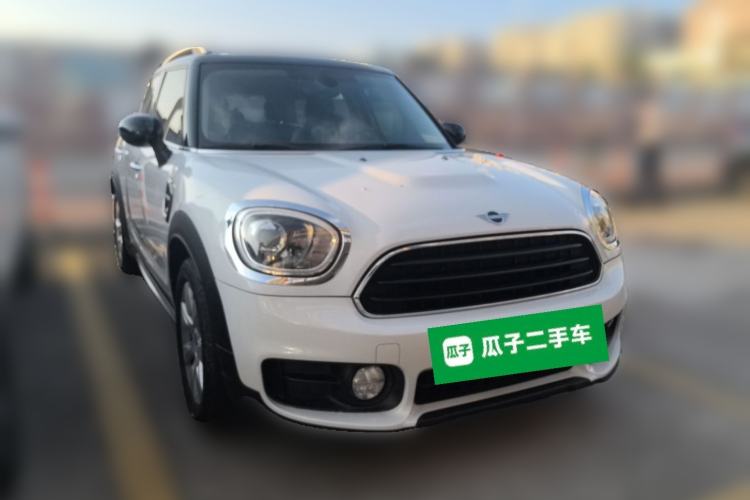Used MINI Countryman 2018 1.5T COOPER Special Edition Front Right 45 Deg