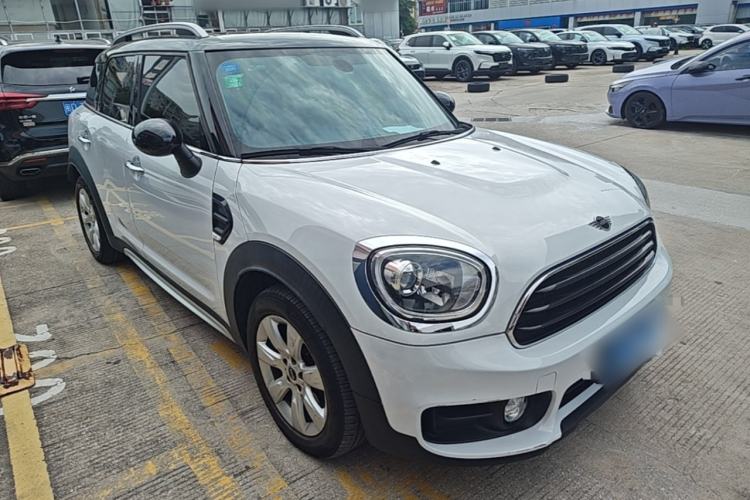 Used MINI Countryman 2018 1.5T COOPER Special Edition Front Right 45 Deg