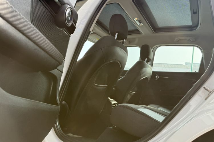 Used MINI Countryman 2018 1.5T COOPER ALL4 Classic Edition Headliner