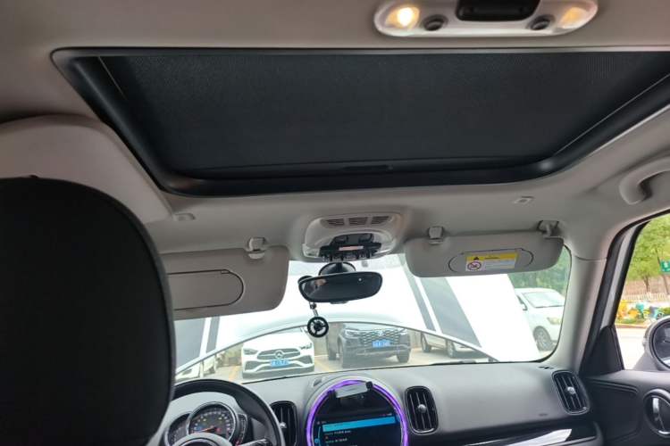 Used MINI Countryman 2018 1.5T COOPER Classic Edition Headliner