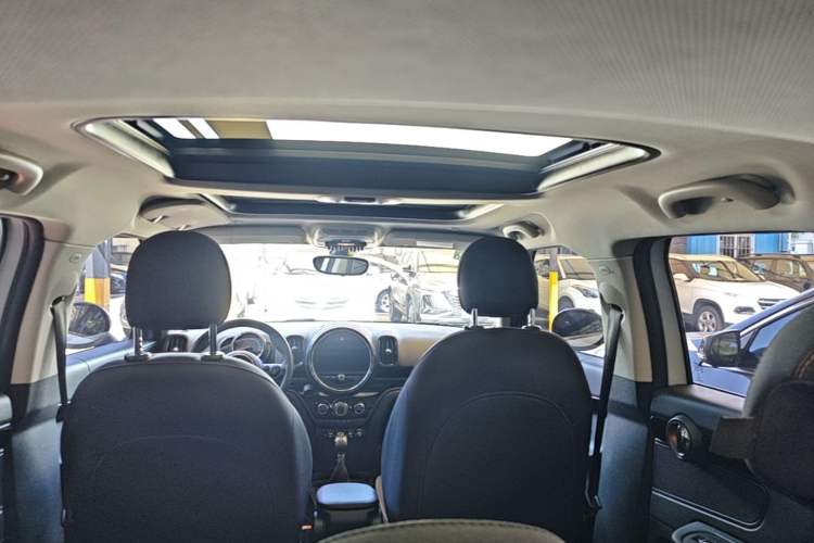 Used MINI Countryman 2018 1.5T COOPER Special Edition Headliner