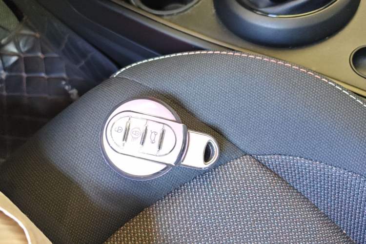 Used MINI Countryman 2018 1.5T COOPER Special Edition Interior 1