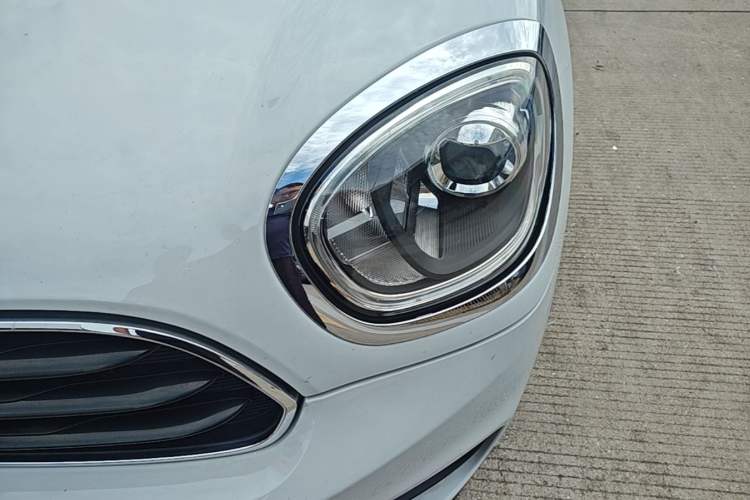 Used MINI Countryman 2018 1.5T COOPER Special Edition Left Front Headlight