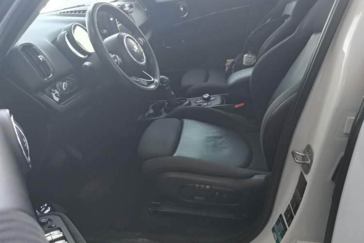 Used MINI Countryman 2018 1.5T COOPER ALL4 Classic Edition Left Front Seat