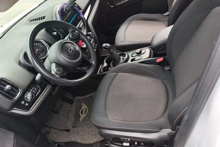 Used MINI Countryman 2018 1.5T COOPER Classic Edition Left Front Seat