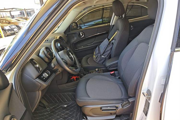 Used MINI Countryman 2018 1.5T COOPER Special Edition Left Front Seat