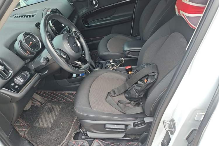 Used MINI Countryman 2018 1.5T COOPER Special Edition Left Front Seat