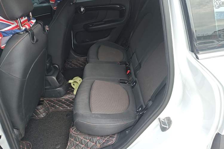 Used MINI Countryman 2018 1.5T COOPER Special Edition Left Rear Seat