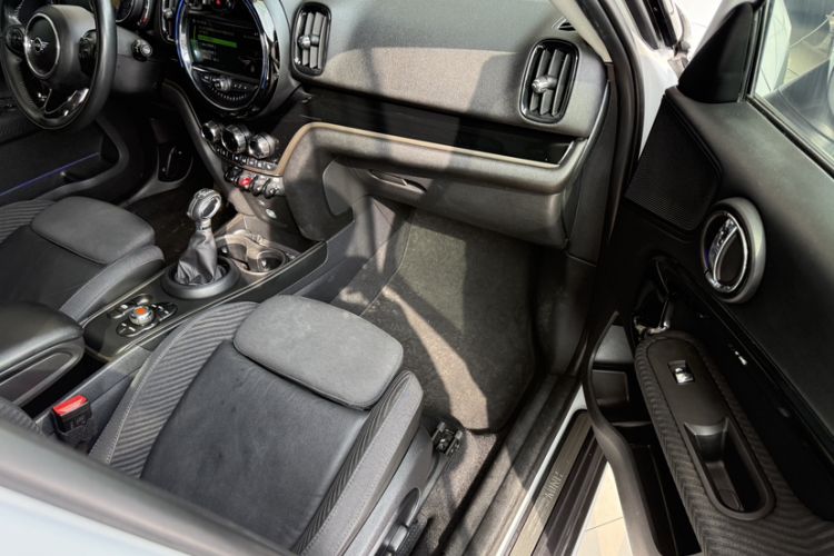 Used MINI Countryman 2018 1.5T COOPER ALL4 Classic Edition Right Front Seat