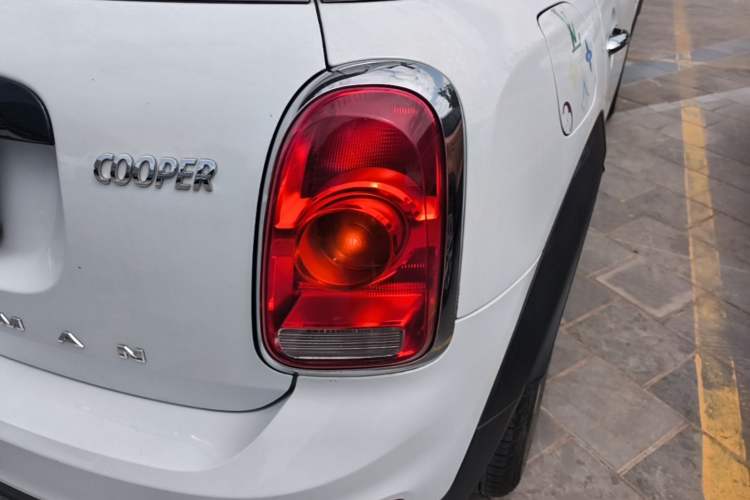 Used MINI Countryman 2018 1.5T COOPER Classic Edition Right Rear Taillight