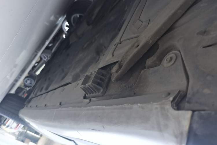Used MINI Countryman 2018 1.5T COOPER ALL4 Classic Edition Right Side Sill