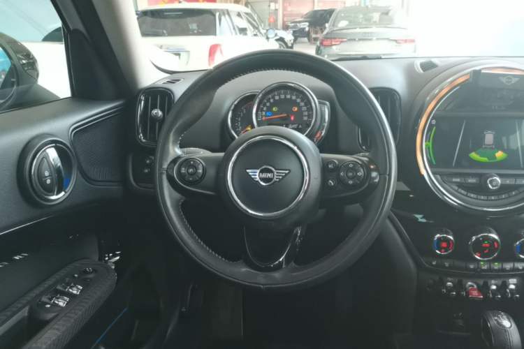 Used MINI Countryman 2018 1.5T COOPER ALL4 Classic Edition Steering Wheel