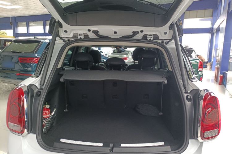 Used MINI Countryman 2018 1.5T COOPER Special Edition Trunk
