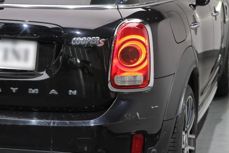 Used MINI Countryman 2019 2.0T COOPER S ALL4 Artist Exterior 4