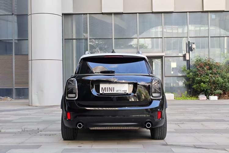 Used MINI Countryman 2019 2.0T COOPER S ALL4 Classic Edition Exterior 4