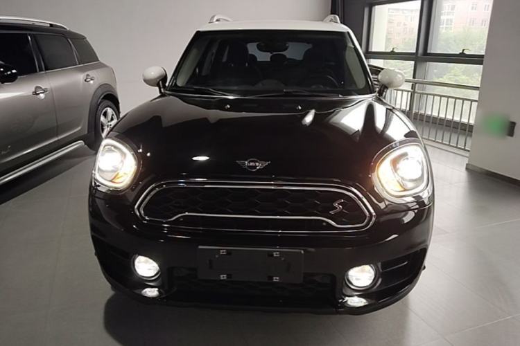 Used MINI Countryman 2019 2.0T COOPER S ALL4 Classic Edition Front