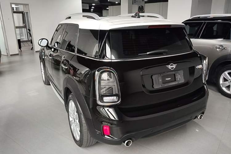 Used MINI Countryman 2019 2.0T COOPER S ALL4 Classic Edition Rear Left 45 Deg