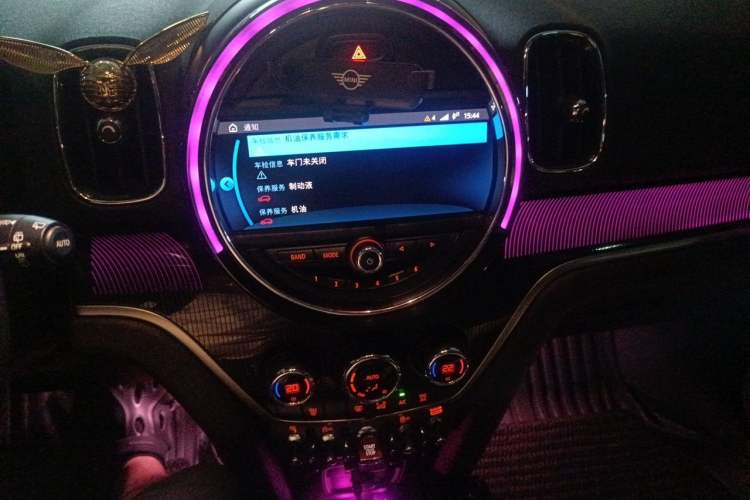 Used MINI Countryman 2019 2.0T COOPER S ALL4 Artist Audio And AC Panel